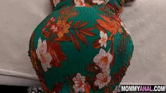 再生 巨乳熟女継母は若い継息子の巨根に抵抗できない：アナルタブーとの遭遇