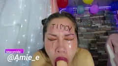 Oynat Yoğun Özensiz Deepthroat Oturumda Sürtük Genç Amie E