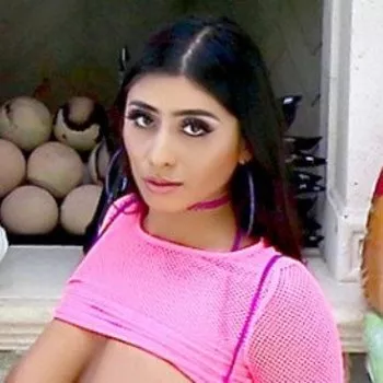 Pornostar Ella Knox